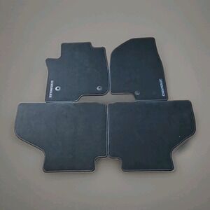 Chevrolet Tahoe 2026 Floor Mats Black Carpet 86281790 Genuine OEM EUC Chevy